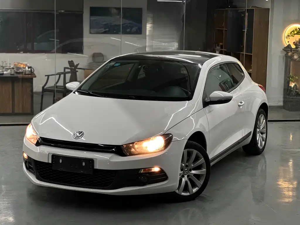 VOLKSWAGEN SCIROCCO 2011