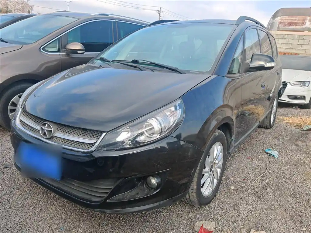 JAC REFINE M2 2013