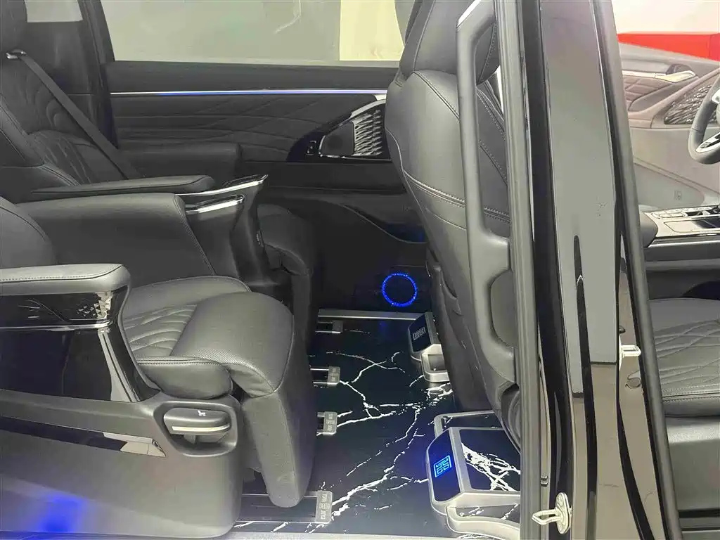 TRUMPCHI M8 2024