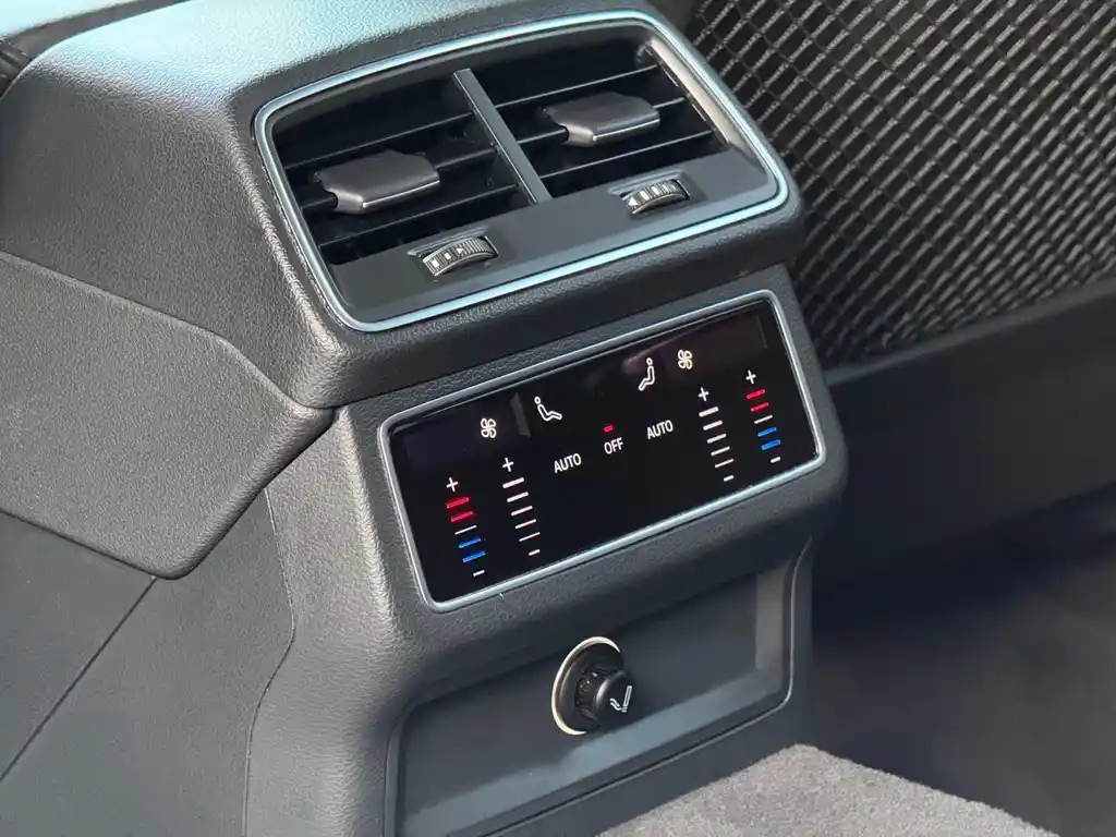 AUDI A6L 2021