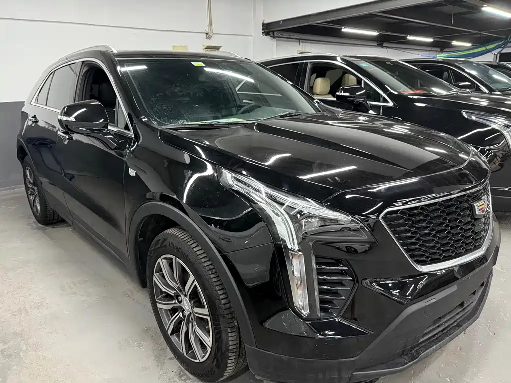 CADILLAC XT4 2021