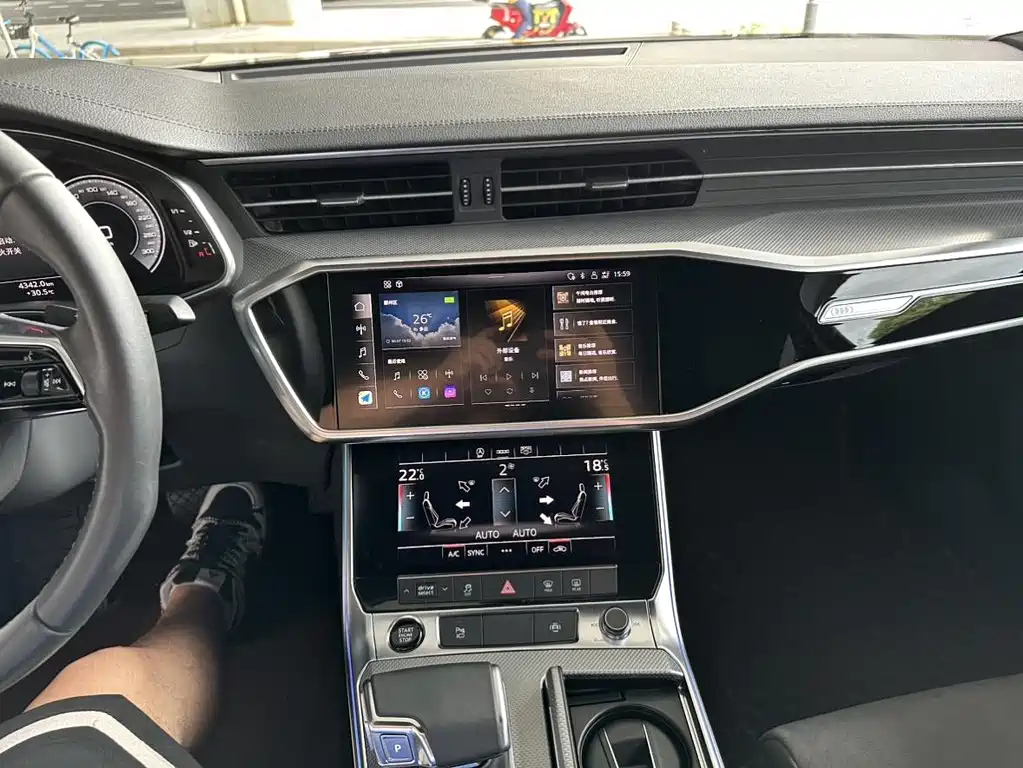 AUDI A6L 2020