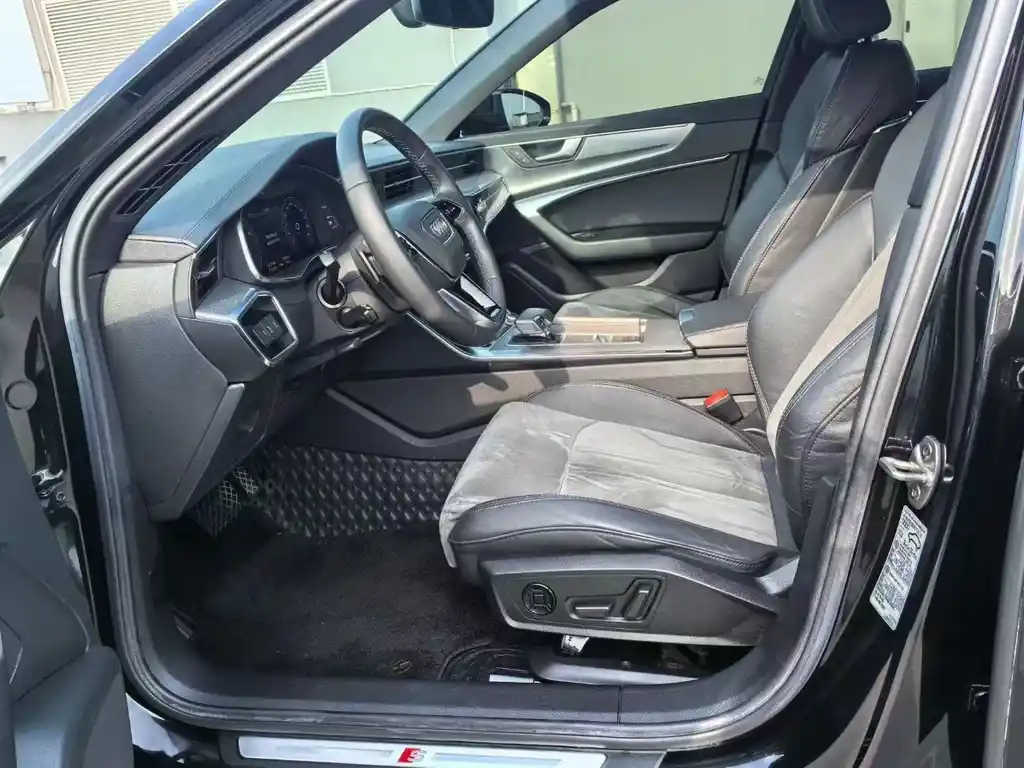AUDI A6L 2021