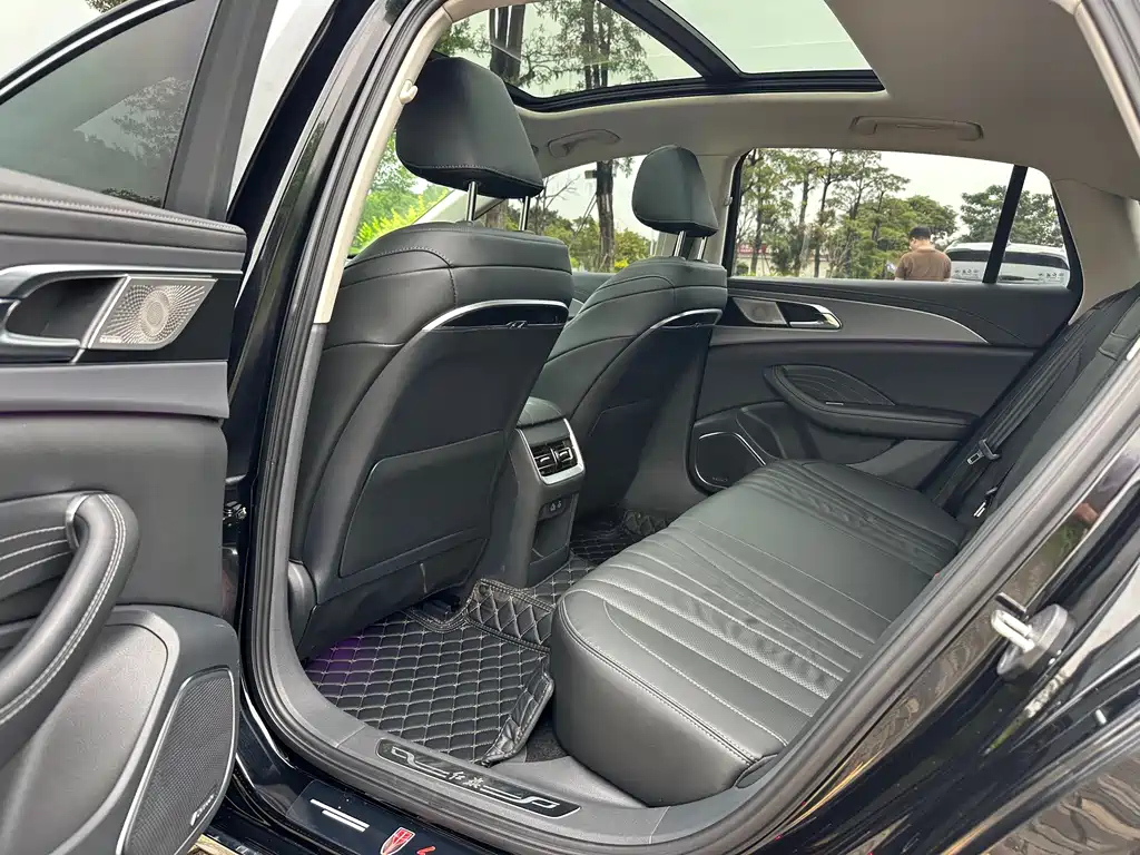 HONGQI H5 2024