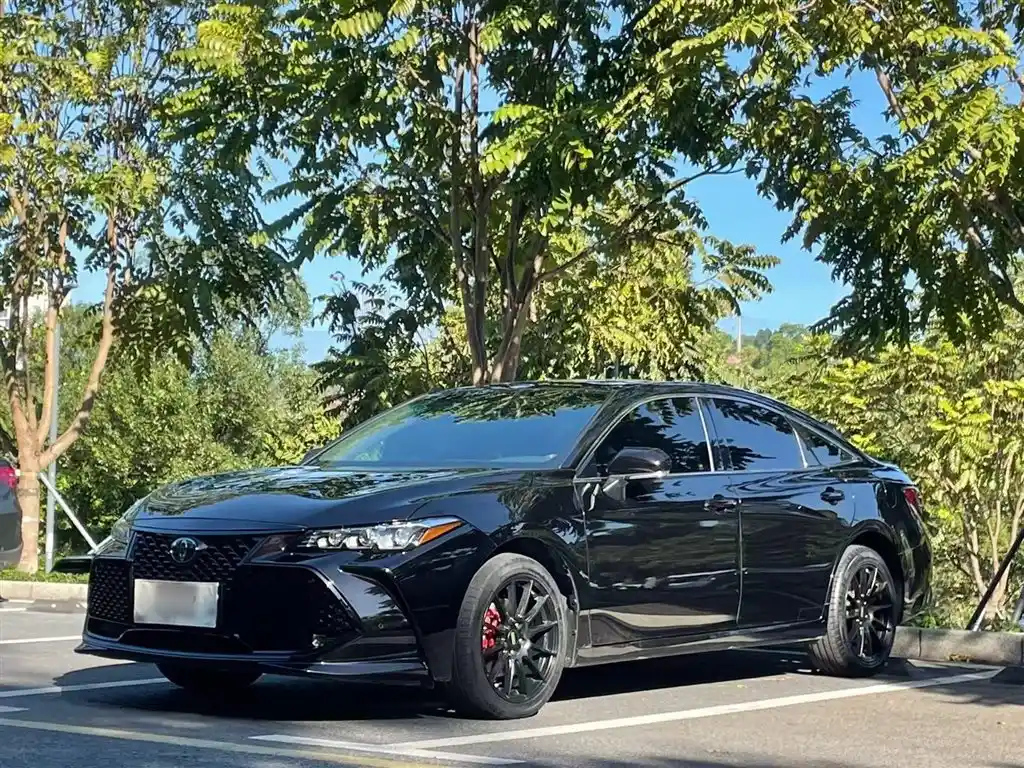 TOYOTA AVALON 2019