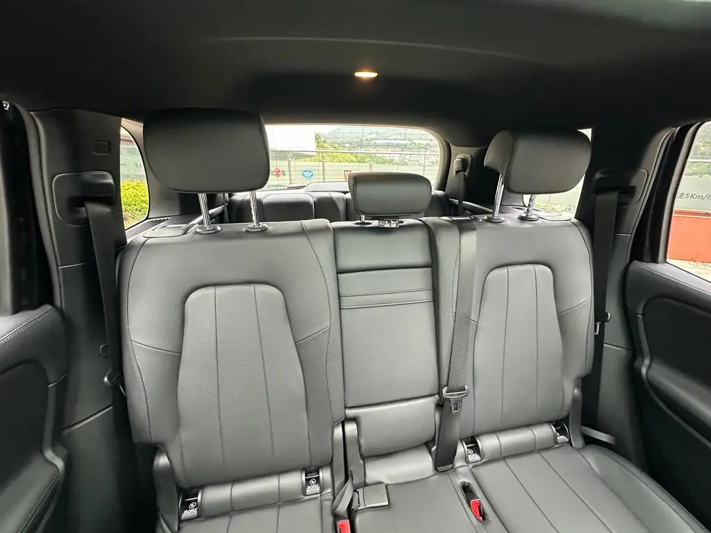 MERCEDES BENZ GLB 2021