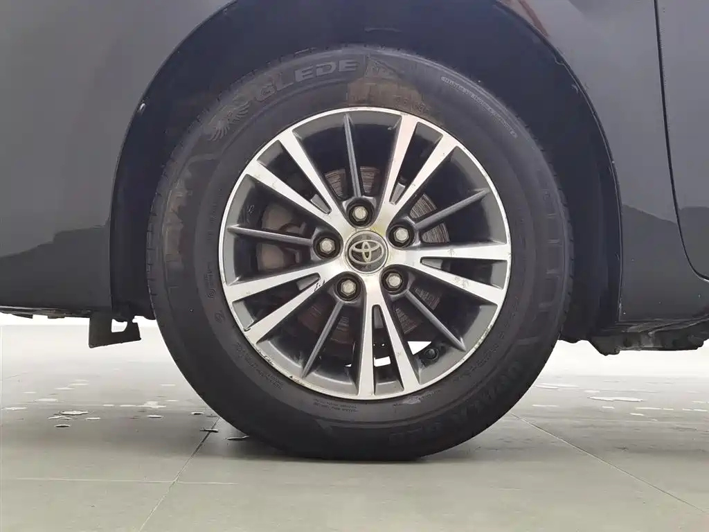 TOYOTA RALINK 2016