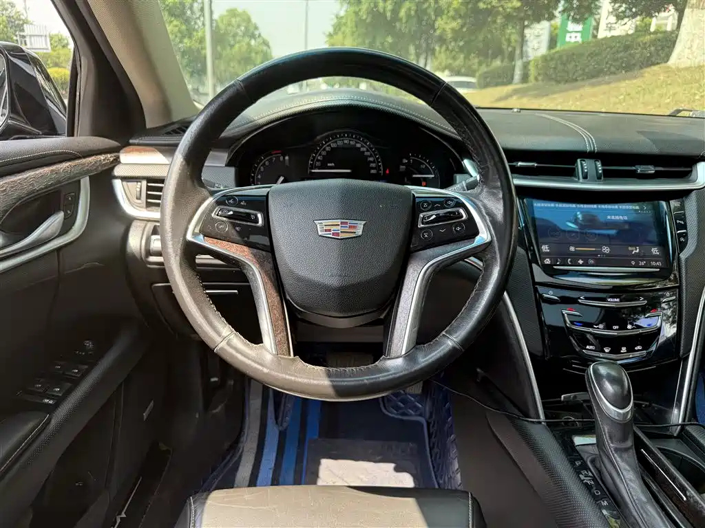 CADILLAC XTS 2018