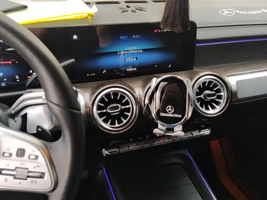 MERCEDES BENZ GLB 2022