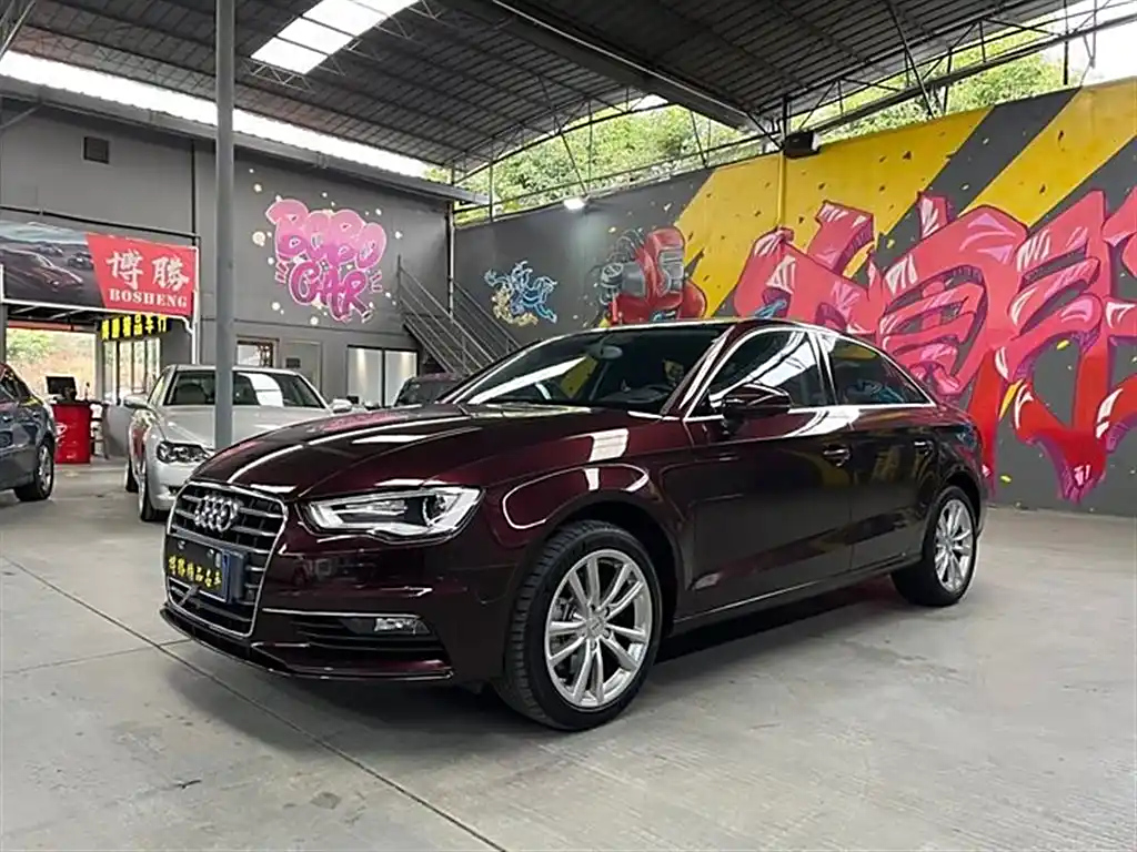 AUDI A3 2015