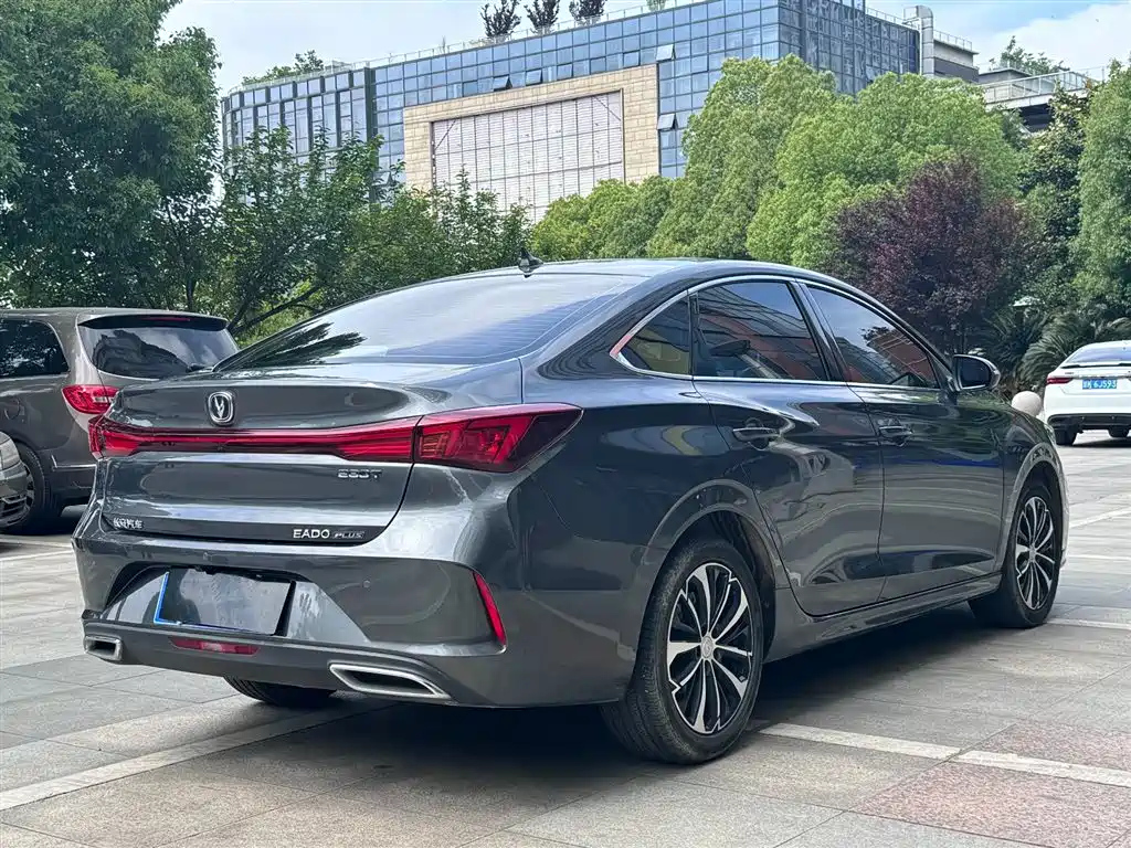 CHANGAN EADO 2023