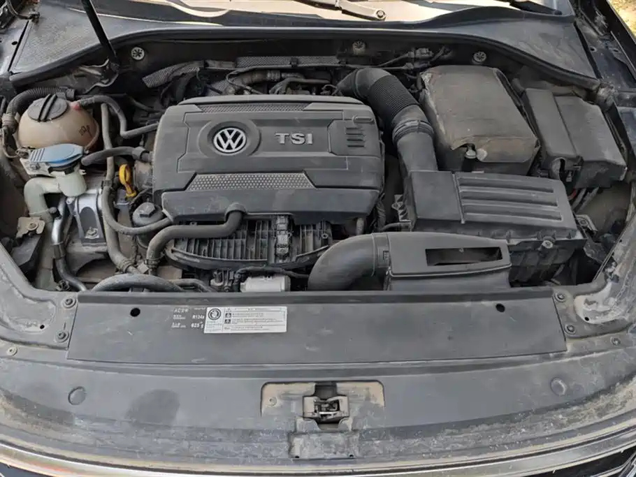 VOLKSWAGEN PASSAT 2016