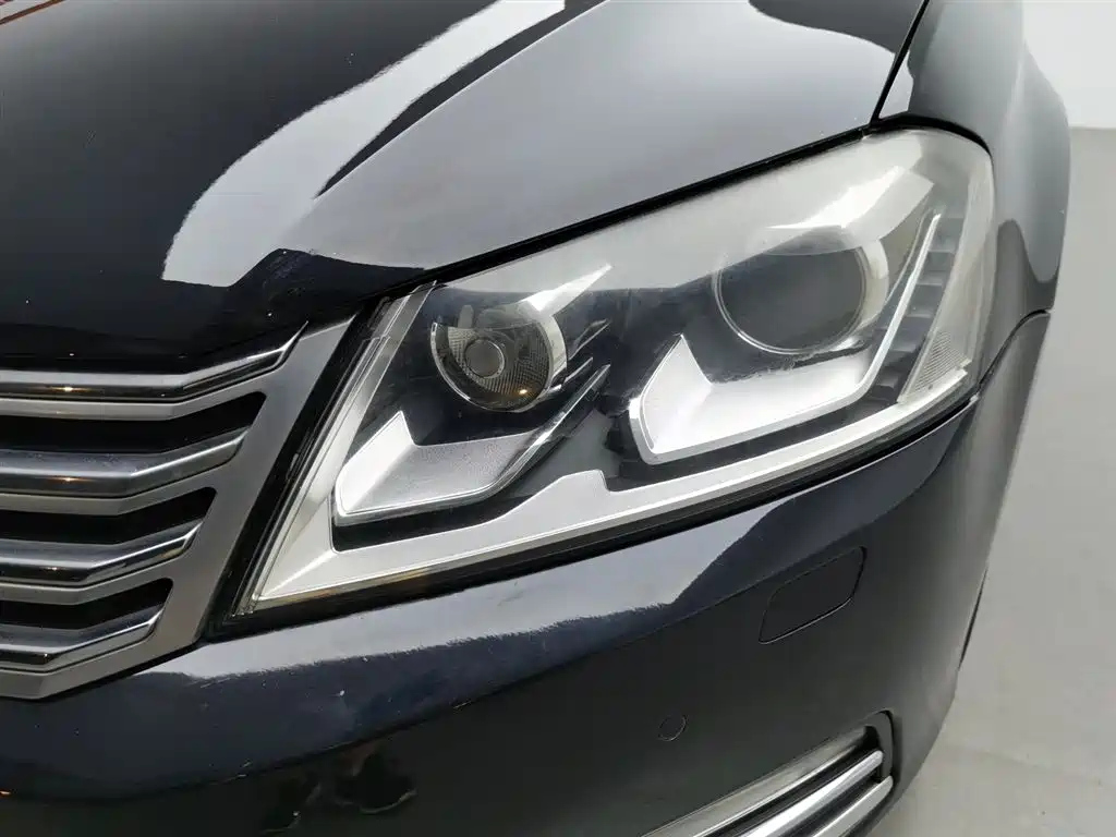 VOLKSWAGEN MAGOTAN 2015