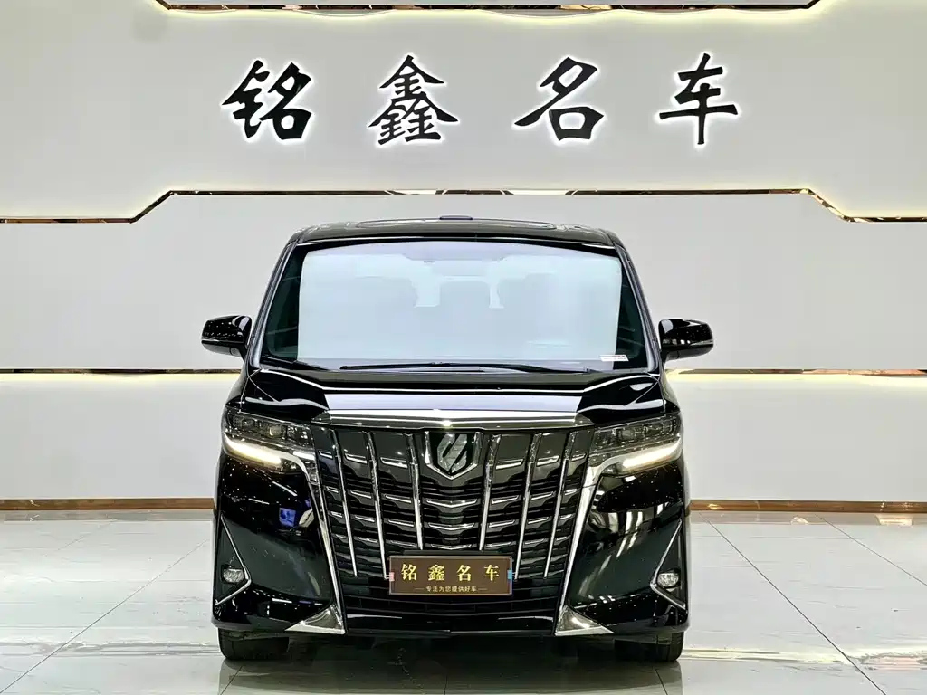 TOYOTA ALPHARD 2018