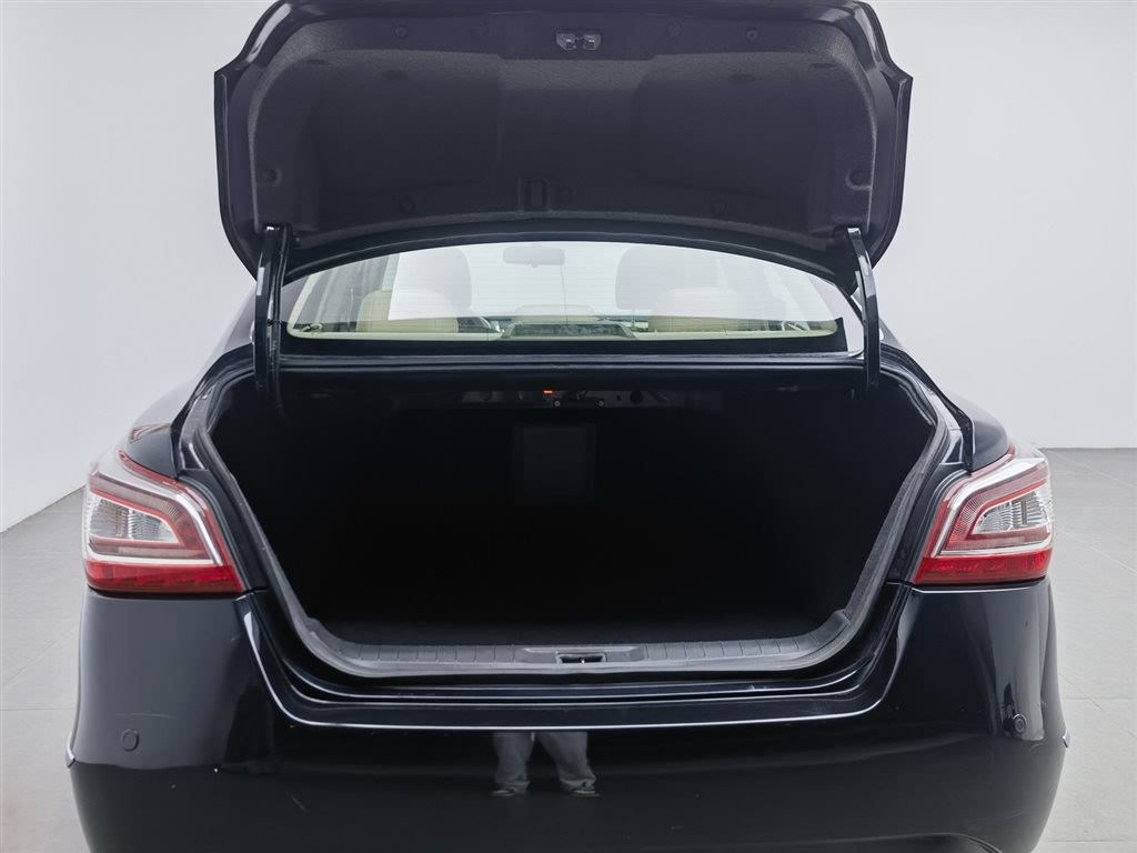 NISSAN TEANA 2013