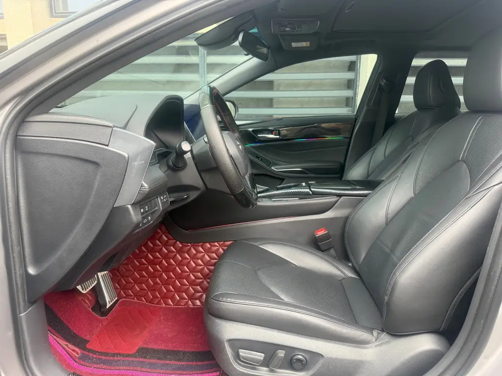 TOYOTA AVALON 2022