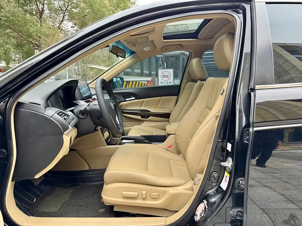 HONDA ACCORD 2010