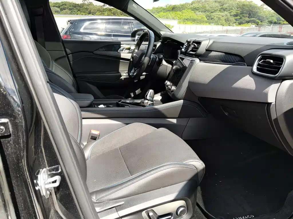 LYNK&CO 03 NEW ENERGY 2019