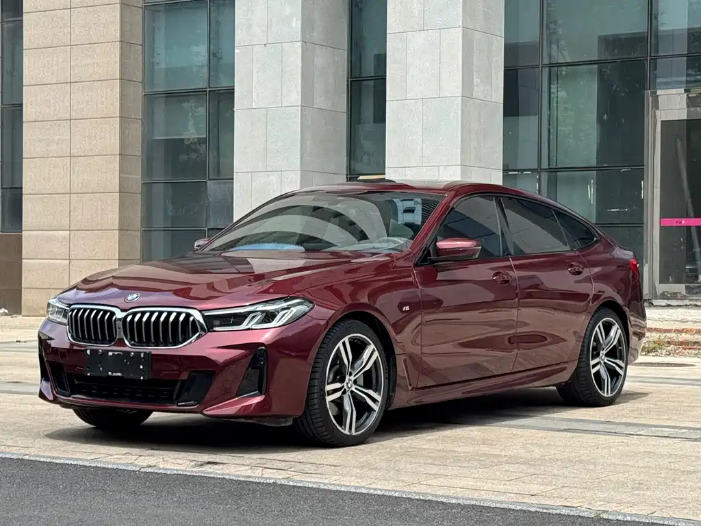 BMW 6-SERIES GT 2021