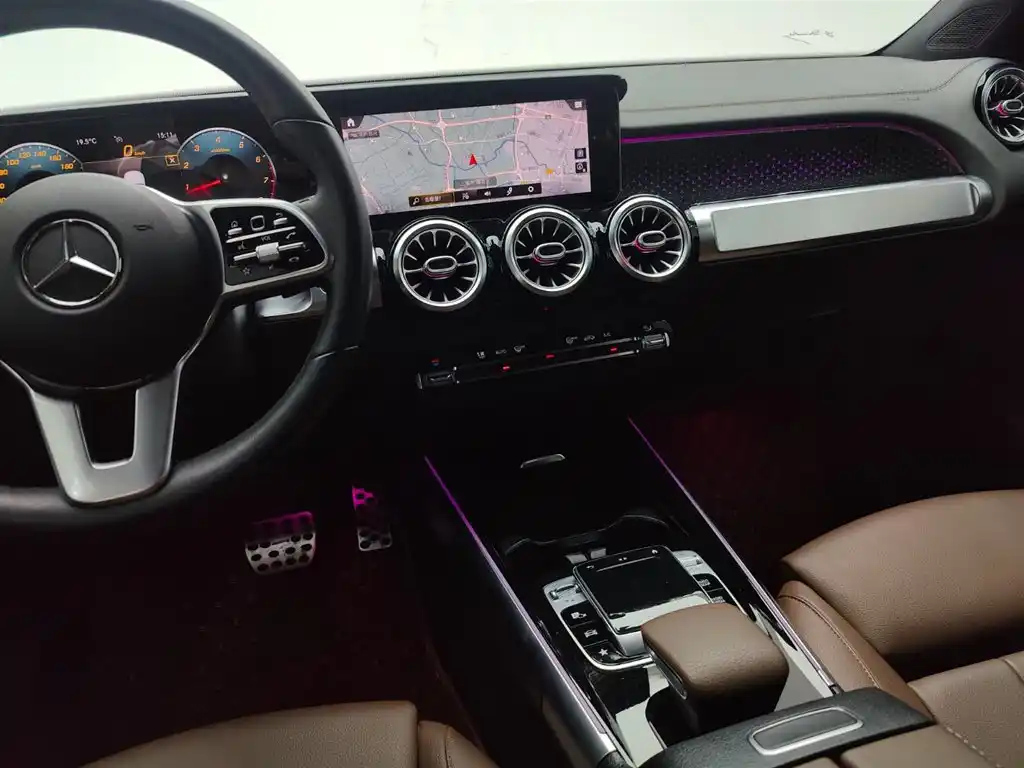 MERCEDES BENZ GLB 2020