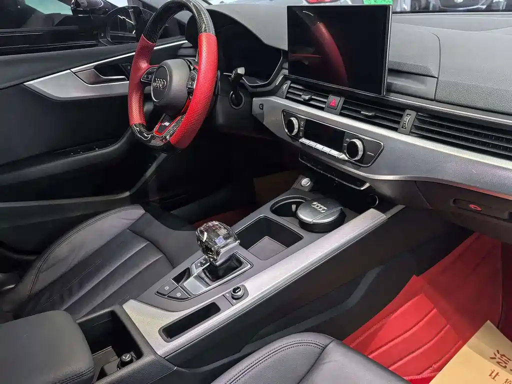 AUDI A5 2021