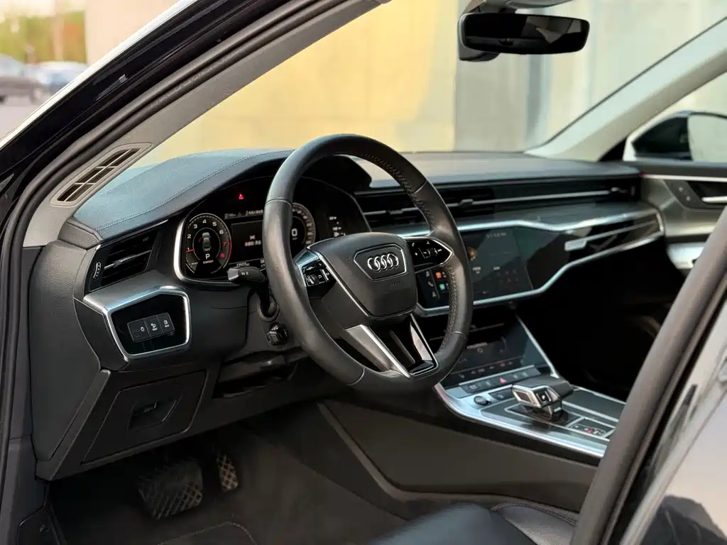 AUDI A6L 2021