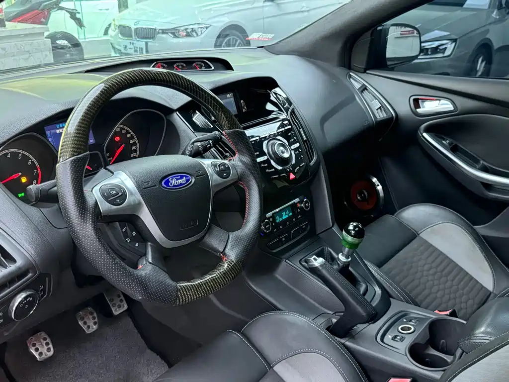FORD FOCUS IMPORT 2014
