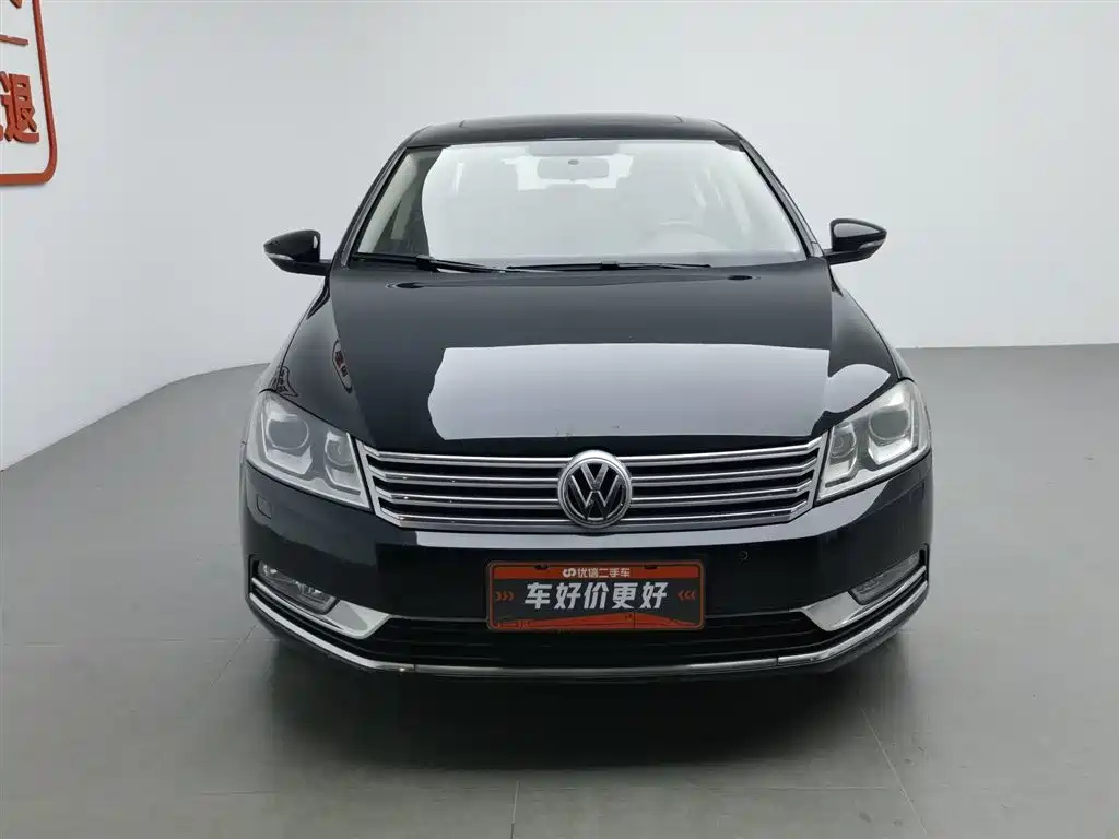 VOLKSWAGEN MAGOTAN 2015