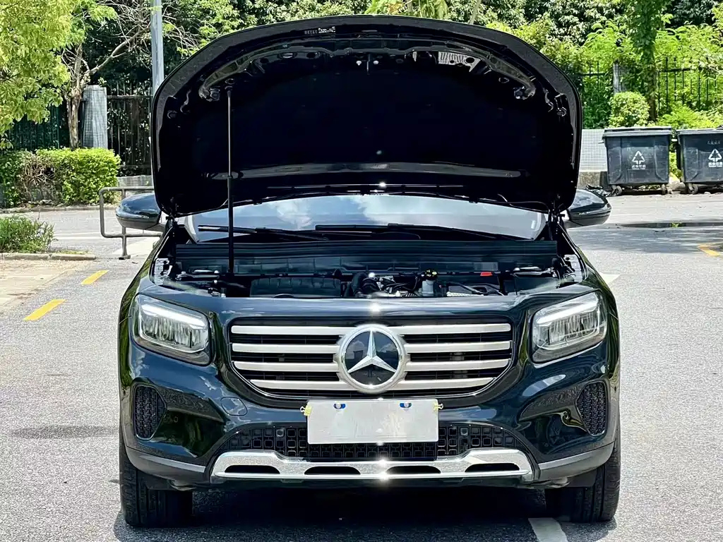 MERCEDES BENZ GLB 2024