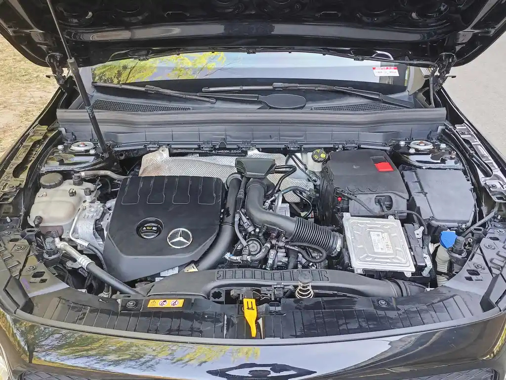 MERCEDES BENZ GLB 2020