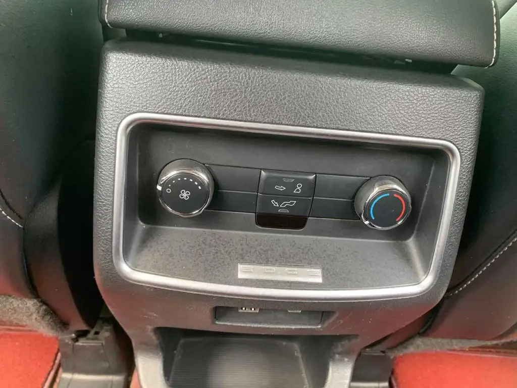 FORD EDGE 2021