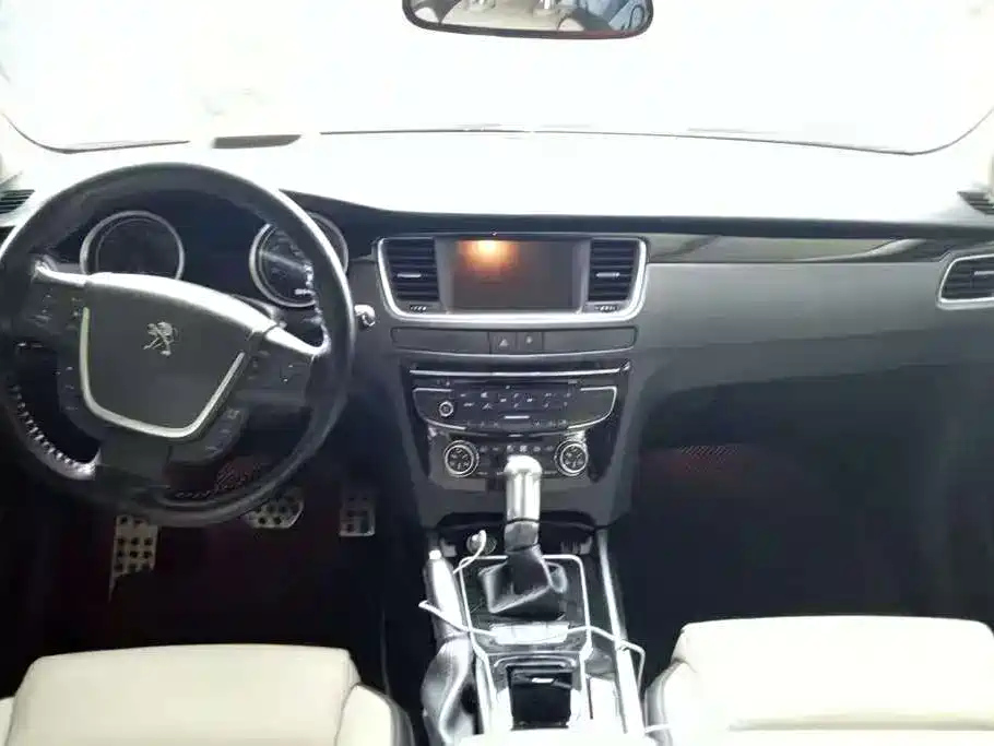 PEUGEOT 508 2013