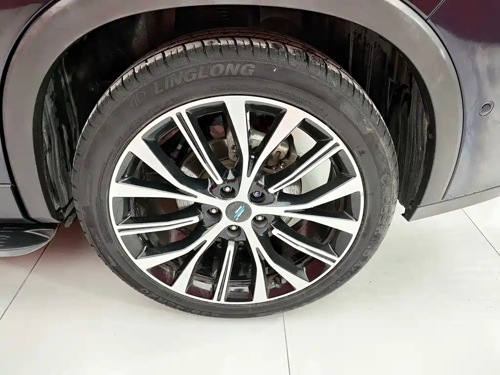 CHANGAN OSHAN X7 2020