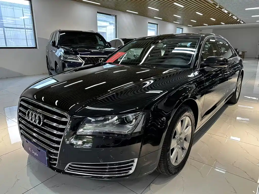 AUDI A8 2013