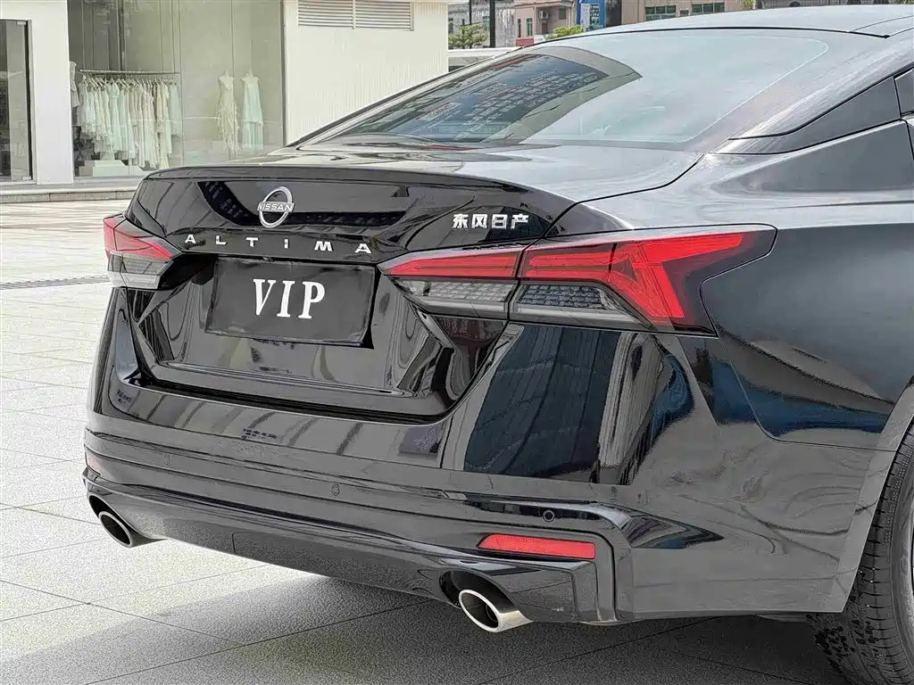 NISSAN TEANA 2022