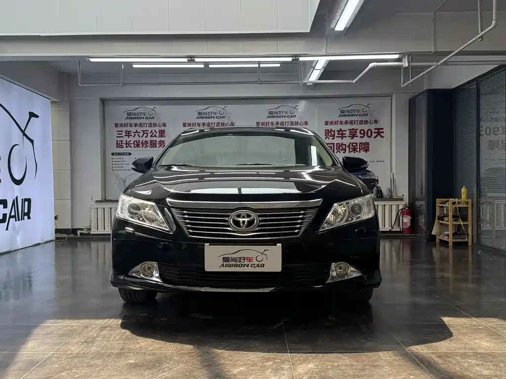 TOYOTA CAMRY 2012