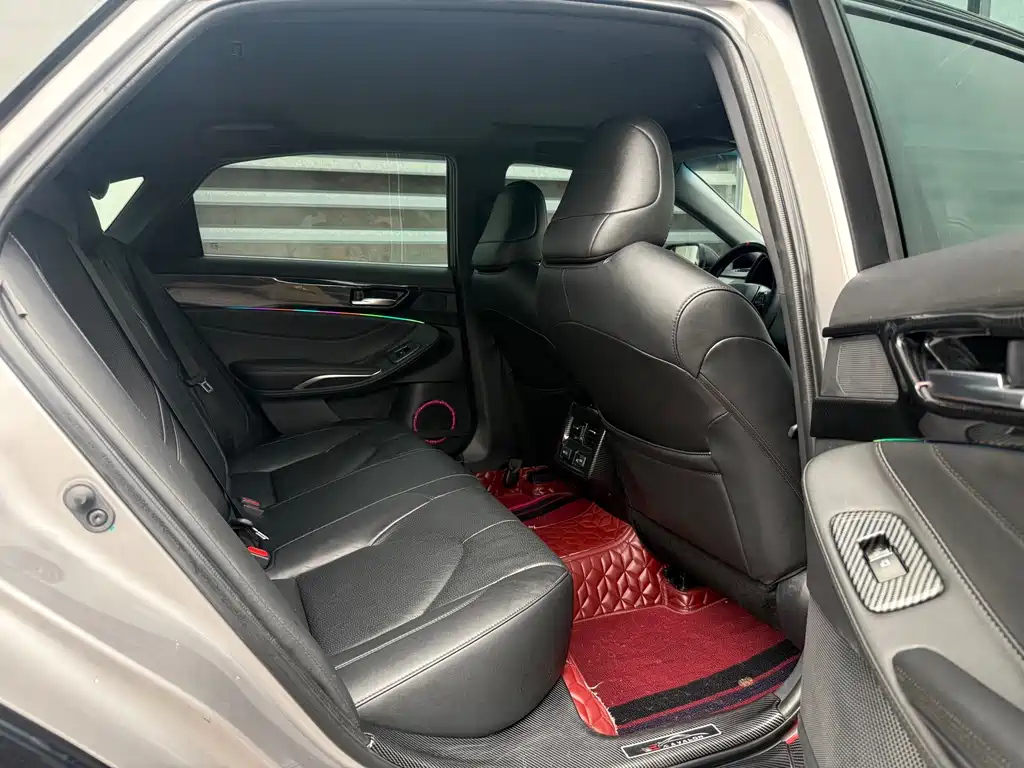 TOYOTA AVALON 2022