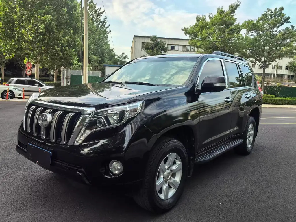 TOYOTA PRADO 2016
