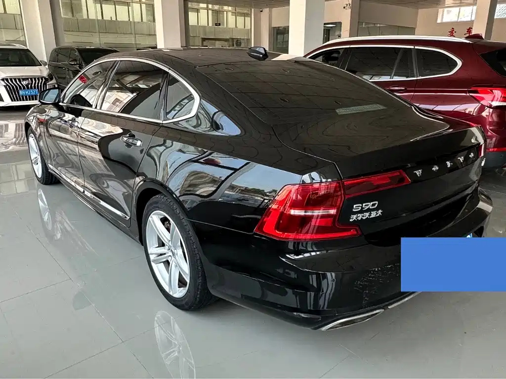 VOLVO S90 2020