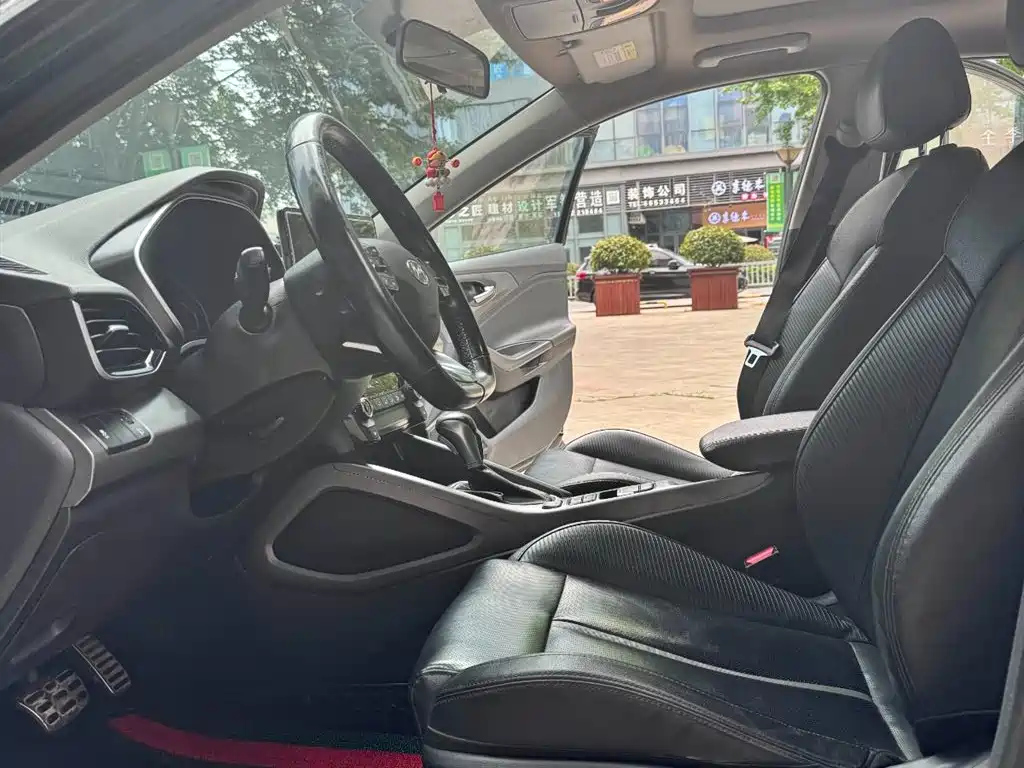 HYUNDAI LAFESTA 2019