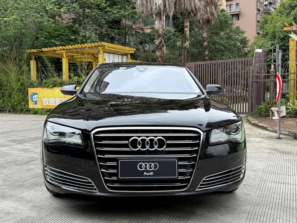 AUDI A8 2013