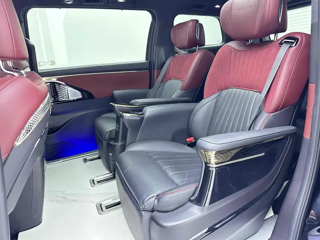 TRUMPCHI M8 2023