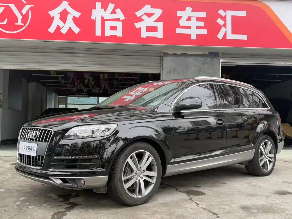 AUDI Q7 2013
