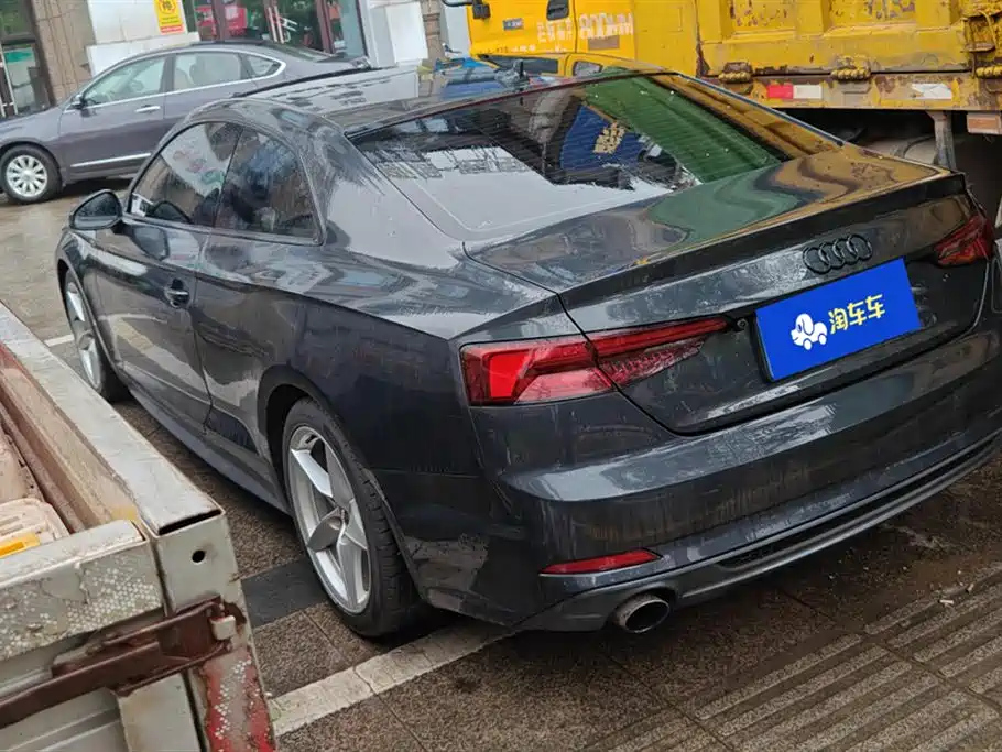 AUDI A5 2017
