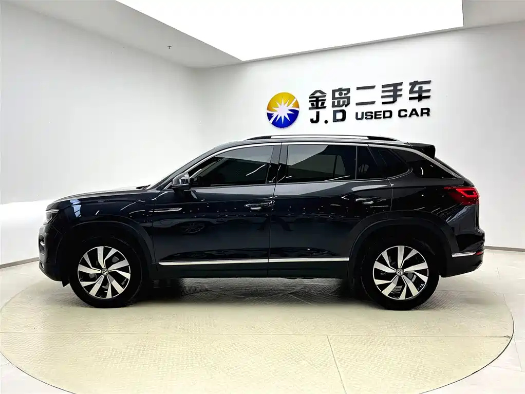 VOLKSWAGEN TAYRON 2021