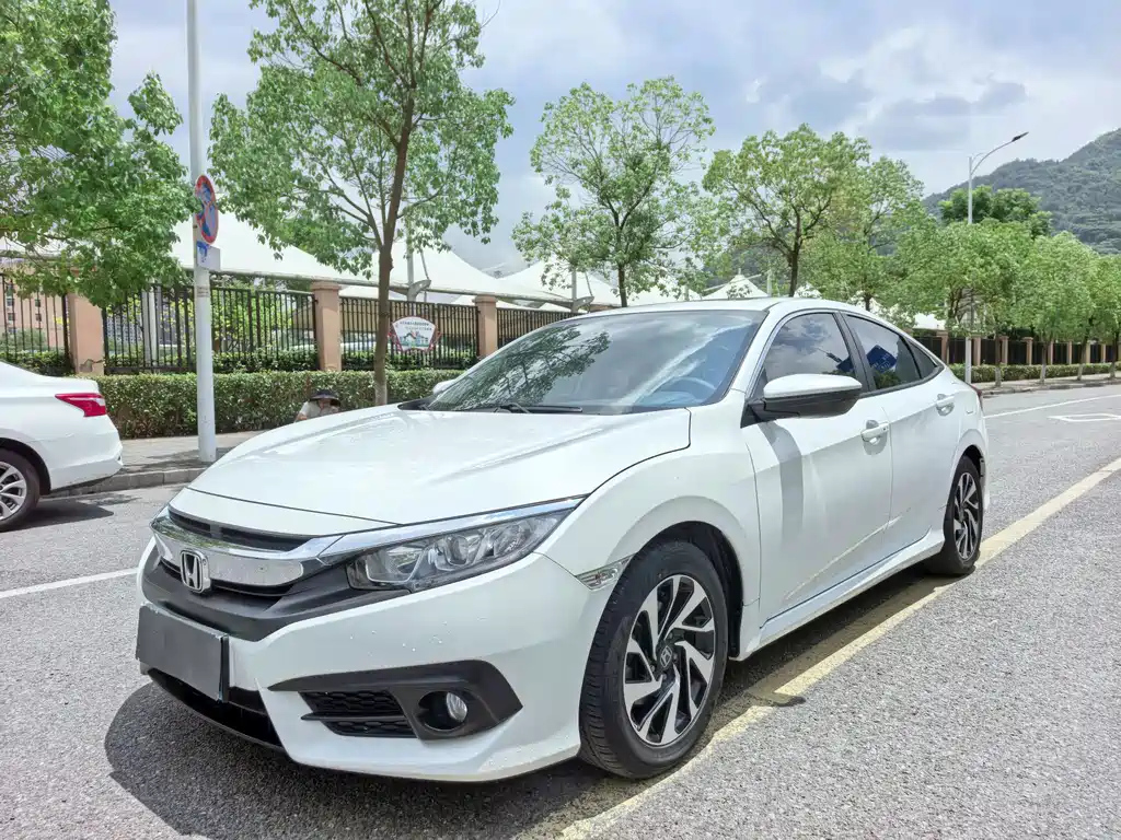 HONDA CIVIC 2019