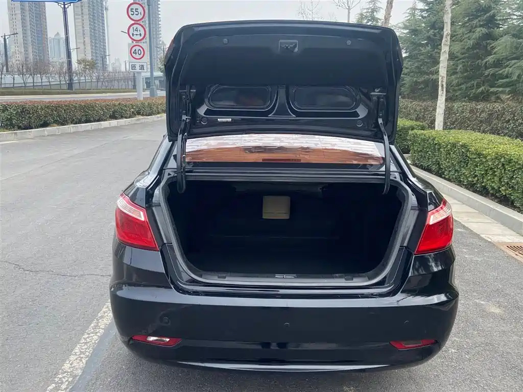 CHANGAN EADO 2014