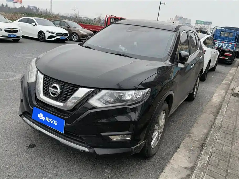 NISSAN X-TRAIL 2019