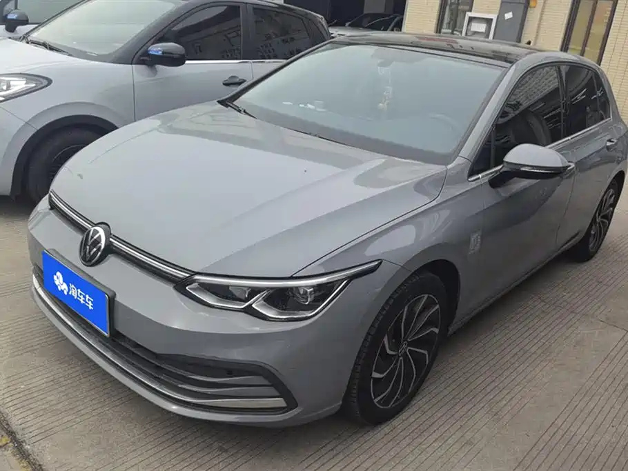 VOLKSWAGEN GOLF 2021