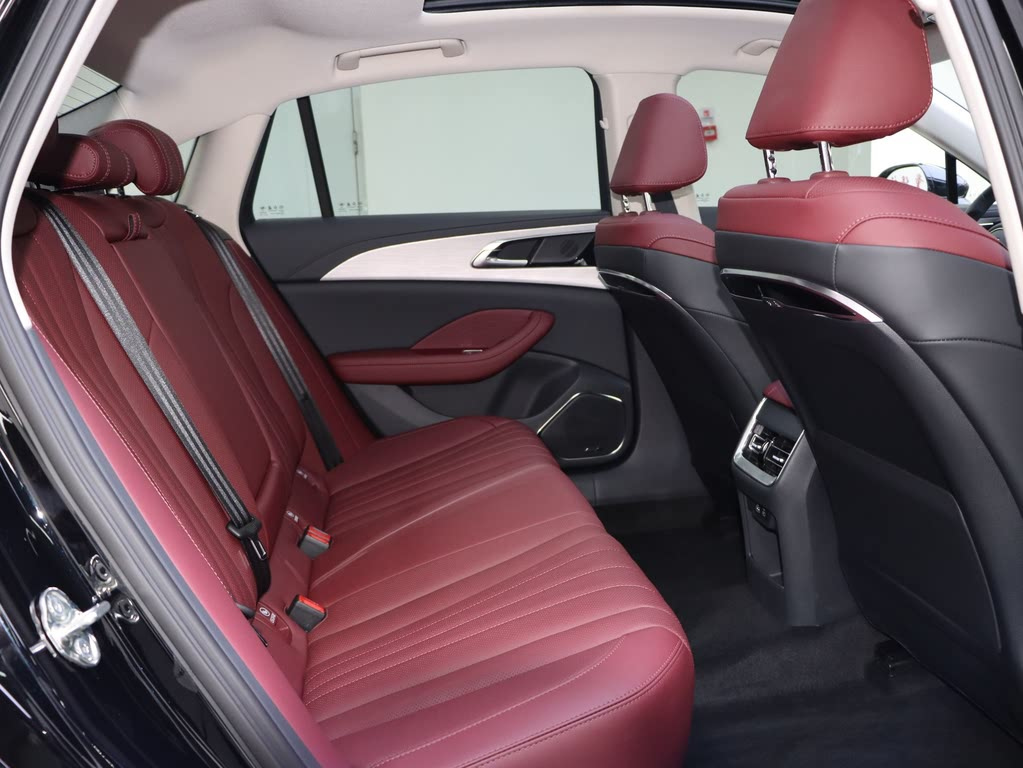 HONGQI H5 2025